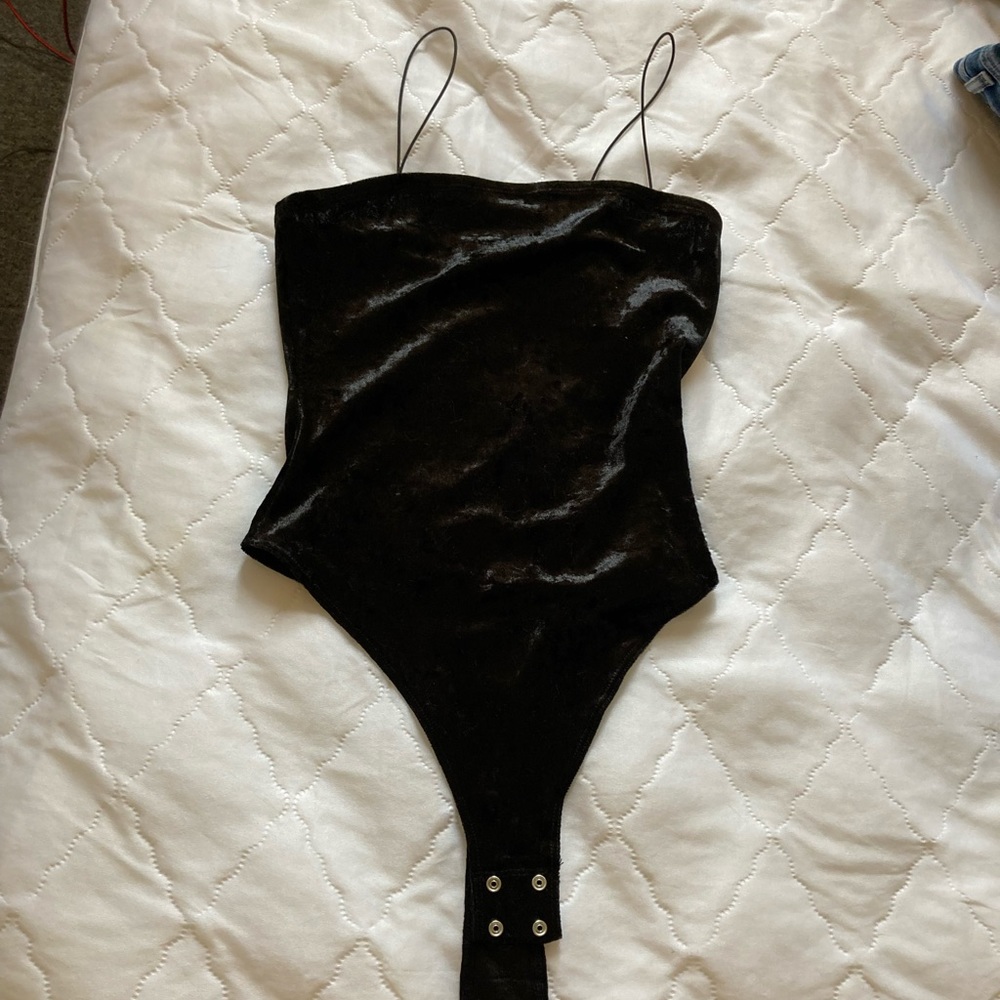 Garage black velvet body suit